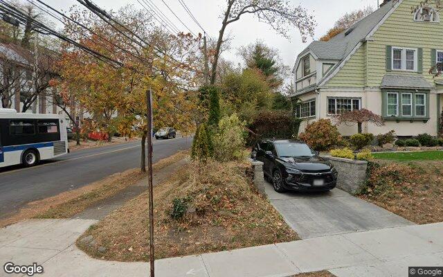 A Victorian house on Ward Avenue in Stapleton Heights, Staten Island, NY