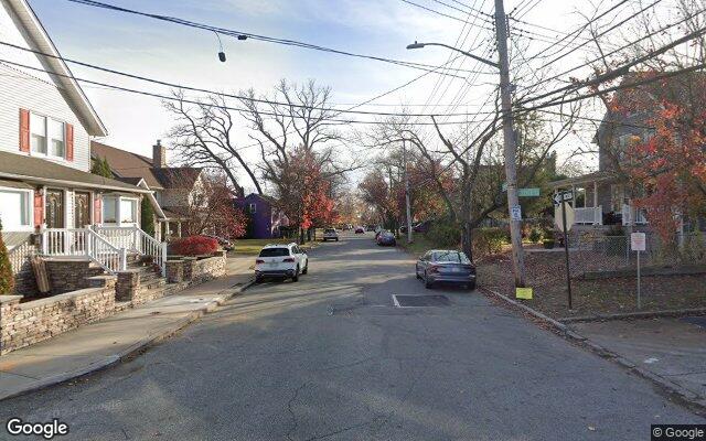 A street of houses on Sprague Avenue in Tottenville
